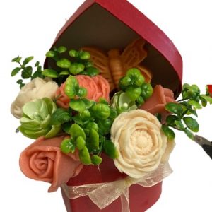 Aranjament trandafiri săpun natural